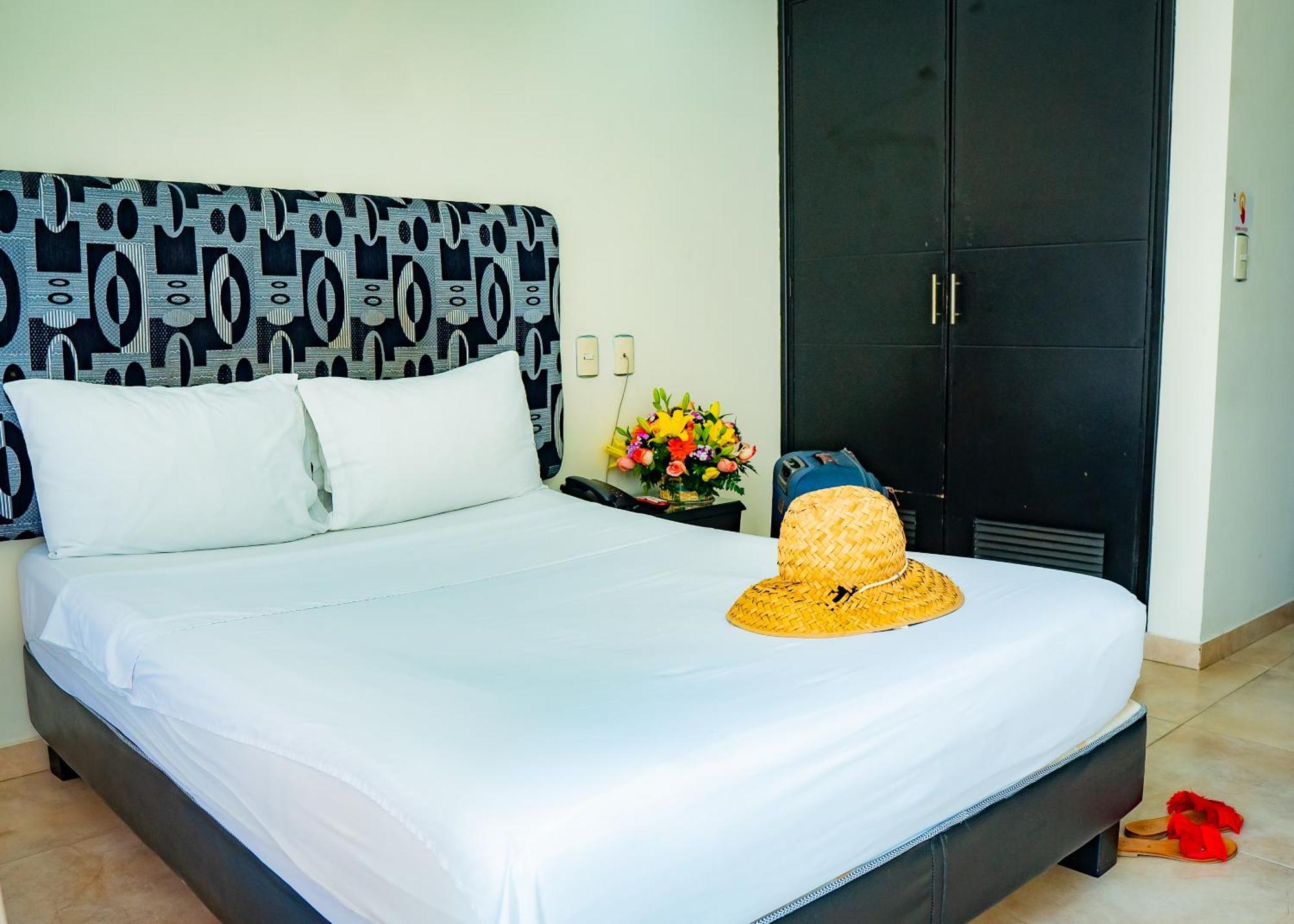Kalina Hotel Girardot Eksteriør bilde