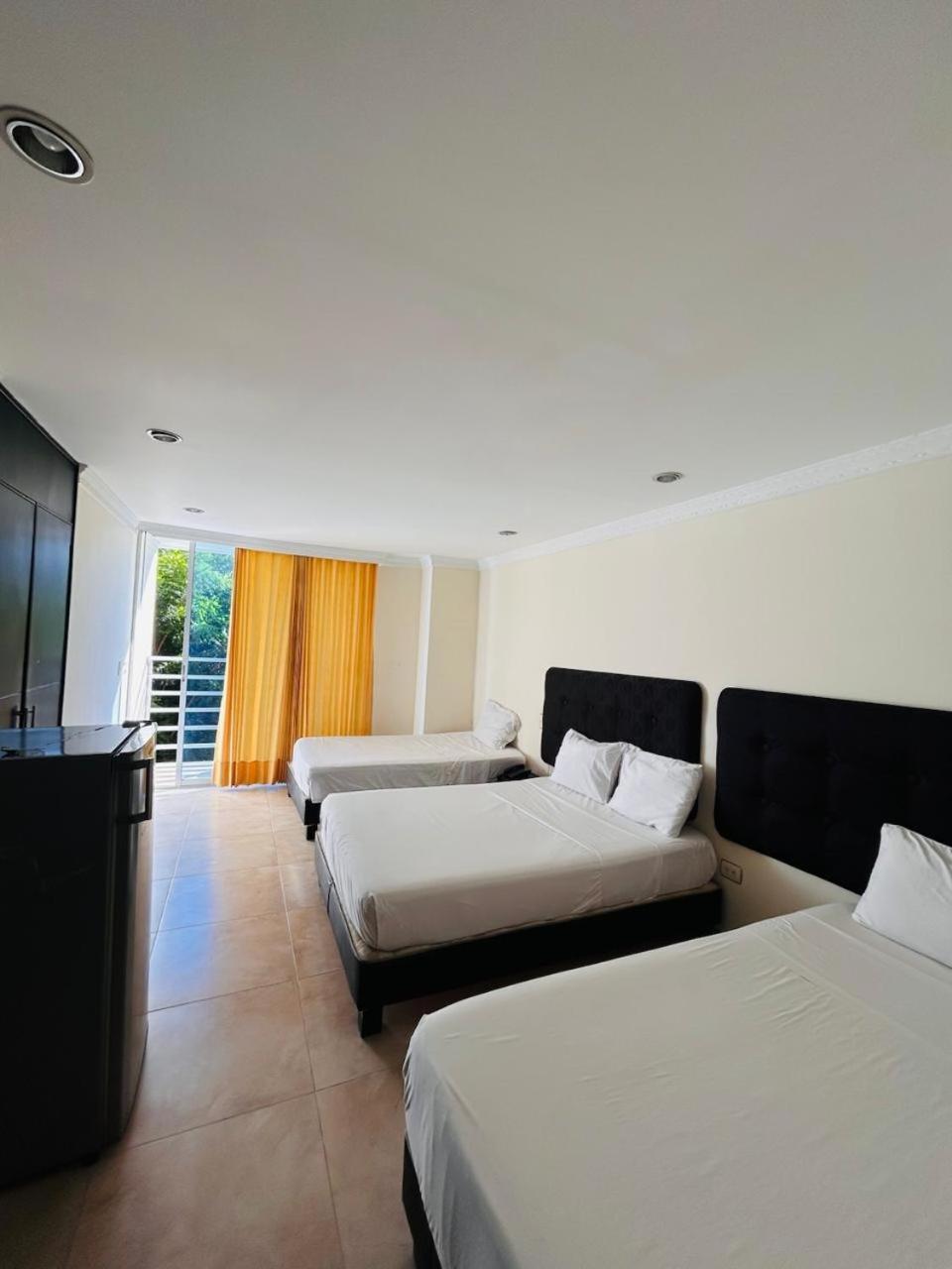 Kalina Hotel Girardot Eksteriør bilde